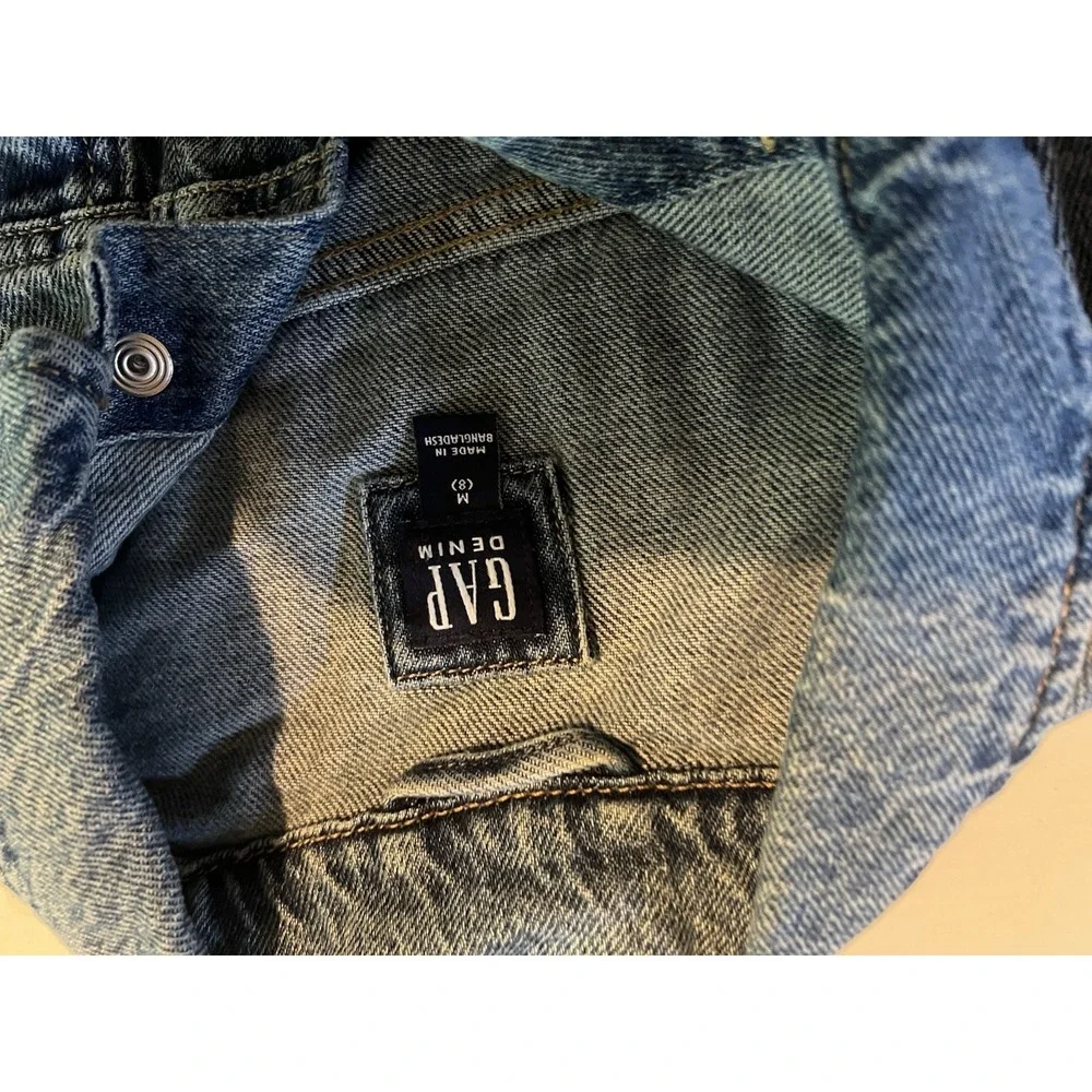 GAP Denim Jacket Childs Sz 8 Med  Jean Trucker Classic Button Snaps Y2K 90s